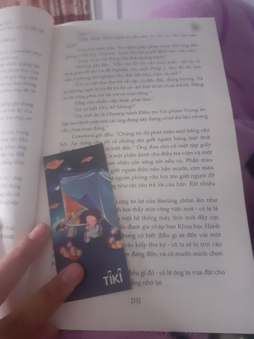 ban đầu shop bảo sách hơi cũ mk cx khá lo nhưng vẫn quyết định mua shop có gửi mk 20k và bookmark rất xinh hàng đc bọc cẩn thận hai lớp xốp và hộp tình trạng sách không hề tệ nhìn sơ còn khá mới đc bọc giấy bóng bên ngoài giao hàng siêu nhanh so với dự kiến phục vụ tận tình chu đáo ban đầu shop bảo sách hơi cũ mk cx khá lo nhưng vẫn quyết định mua shop có gửi mk 20k và bookmark rất xinh hàng đc bọc cẩn thận hai lớp xốp và hộp tình trạng sách không hề tệ nhìn sơ còn khá mới đc bọc giấy bóng bên ngoài giao hàng siêu nhanh so với dự kiến phục vụ tận tình chu đáo