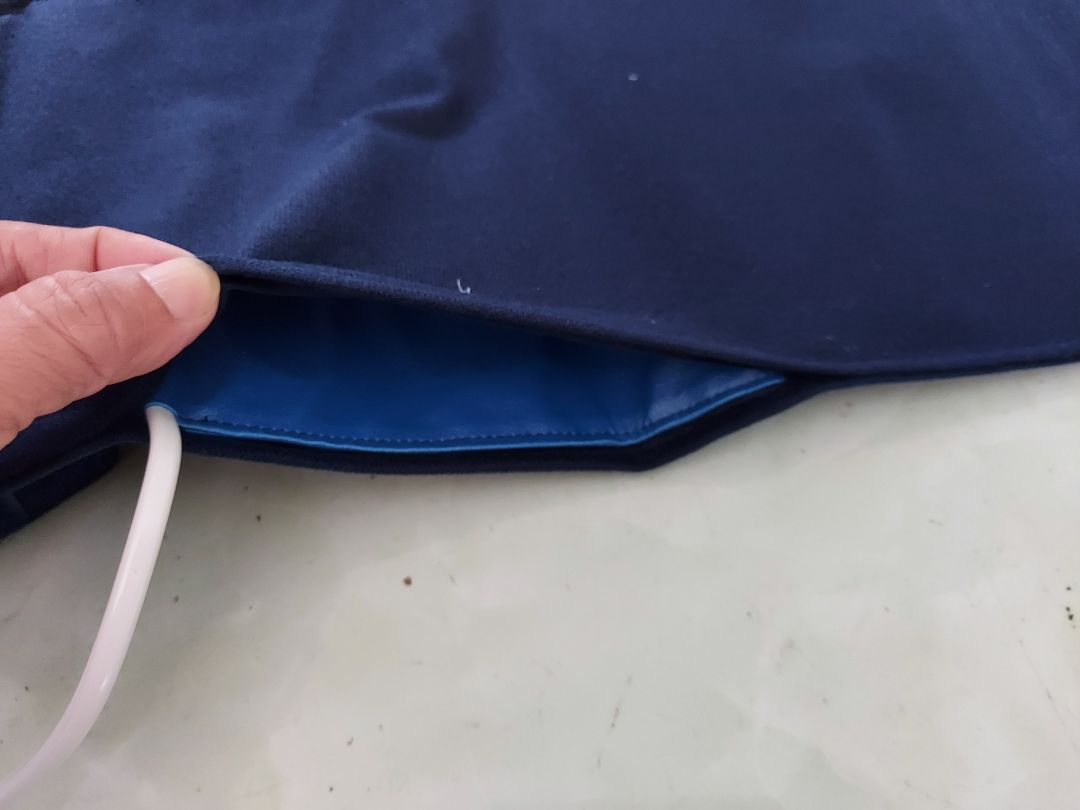 Giao hàng đã tách chỉ , giống hàng đã sử dụng. 
Độ nóng cũng vừa, không có tác dụng nhiều.