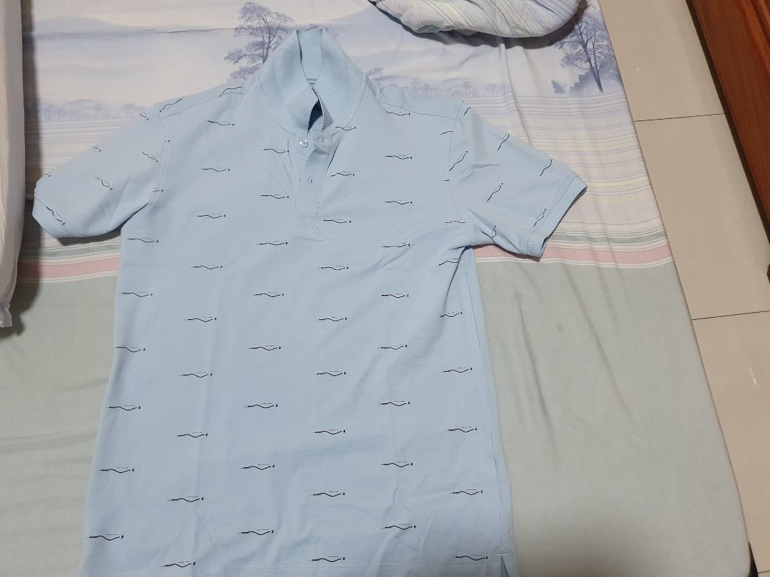 áo khá đẹp nga cả nhà. Mua nhớ lên 1 size nha. Nếu không là bị chật đó