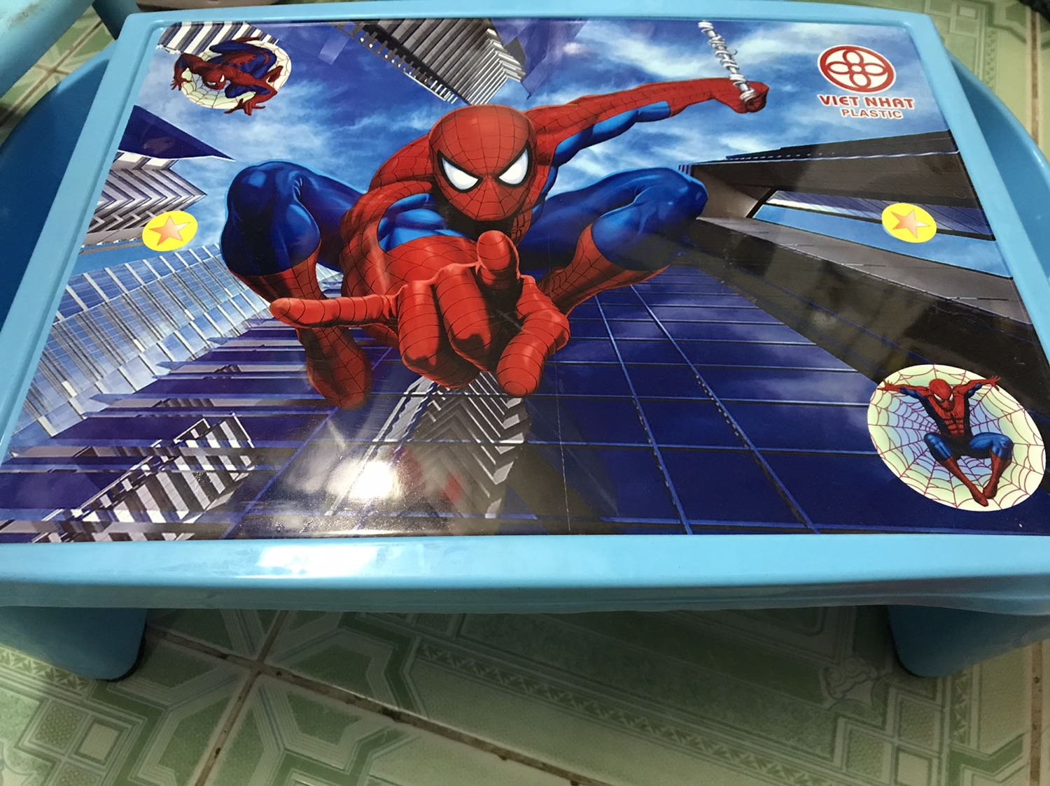 Đặt size đại vì con lớn, nhắn dặn shop kỹ càng shop ok rồi giao size nhỏ