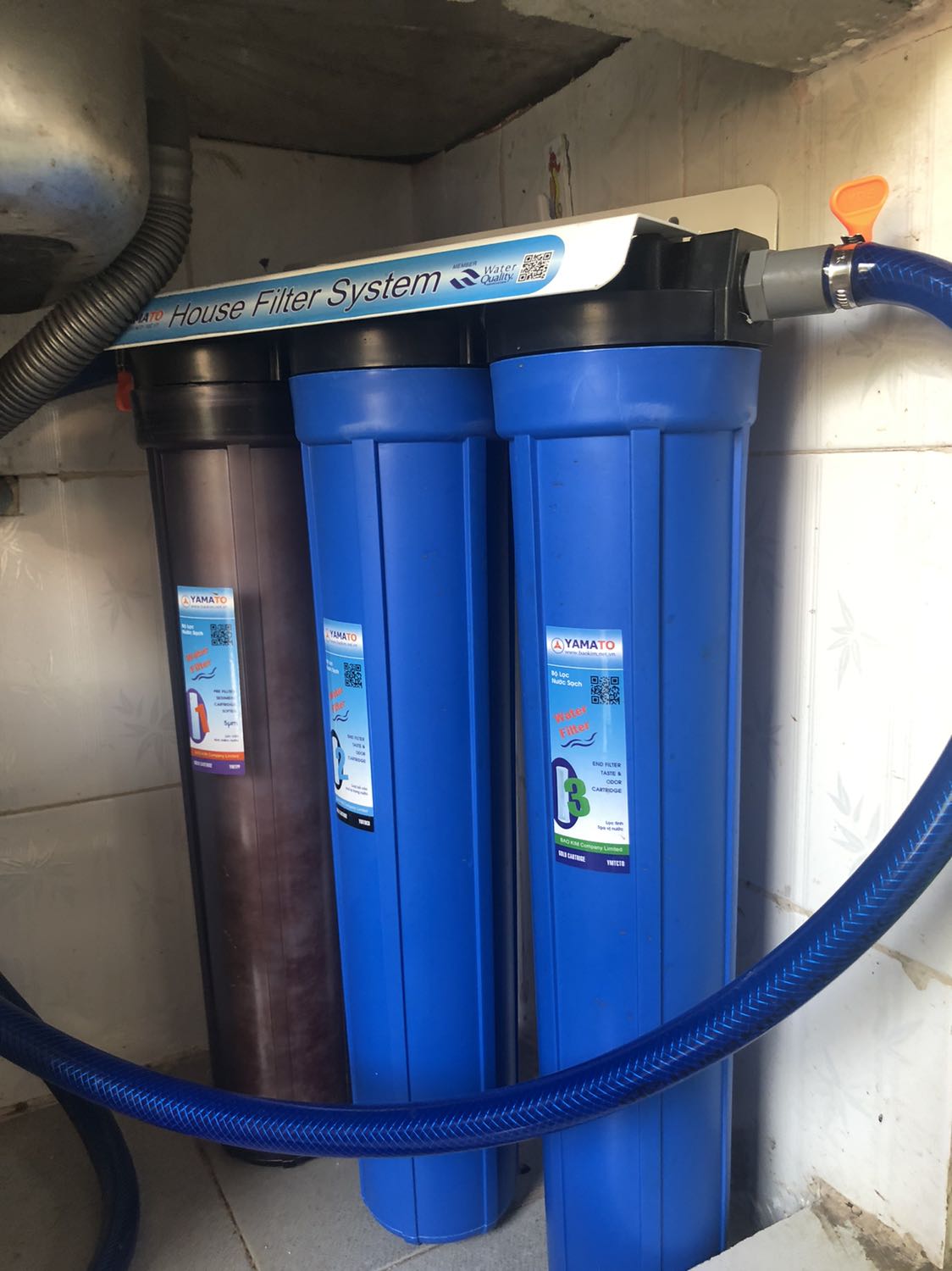 Giao hàng nhanh. Ở Tây Ninh . Dùng nước máy bơm . Lắp dc 1 ngày thấy cũng OK . Mình lắp vị trí từ bồn chứa xuống vòi . Áp lực có giảm nhưng cũng OK . Bồn mình cao 3 mét . Giao hàng nhanh. Ở Tây Ninh . Dùng nước máy bơm . Lắp dc 1 ngày thấy cũng OK . Mình lắp vị trí từ bồn chứa xuống vòi . Áp lực có giảm nhưng cũng OK . Bồn mình cao 3 mét .