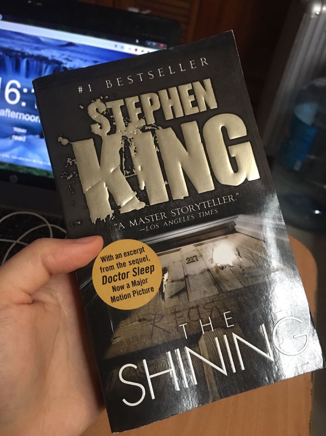 Sách giá rẻ nma hơi cũ với hơi xước nhẹ vài chỗ. Đc cái giao siêu nhanh ?‍♀️