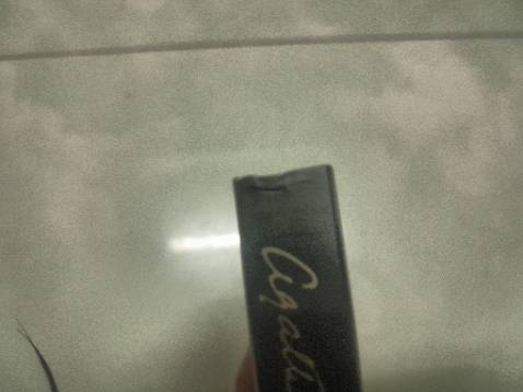 Sách mới nhưng bị móp góc, dán gáy bị lỗi một lỗ - tép giữa ko chắc chắn