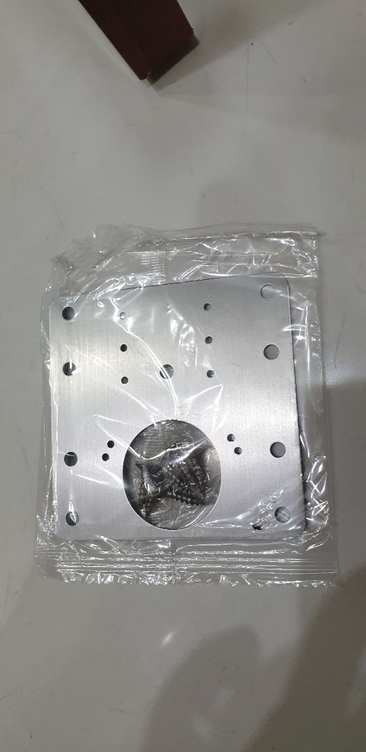 hàng rất tốt, dày dặn cầm nặng tay, lỗ khoan chính xác.