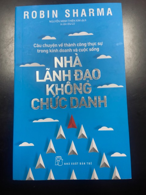 Tiki giao hàng nhanh. Về nội dung:
1 quyển sách nên đọc dành cho tất cả mọi người nhất là những người trẻ. Sách đề cập đến vấn đề nhận thức và đánh thức người lãnh đạo trong mỗi người. Không phải là lãnh đạo người khác mà lãnh đạo chính bản thân chúng ta để trở nên tốt hơn, giỏi hơn và đóng góp nhiều giá trị hơn cho tổ chức và xã hội. Đừng vật vờ, lười làm tại chốn văn phòng hãy luôn nhiệt huyết trong công việc dù đó là công việc đơn giản nhất. Mọi thành công đều bắt đầu từ những điều đơn giản. Chúc mọi người tìm được quyển sách ưng ý.
