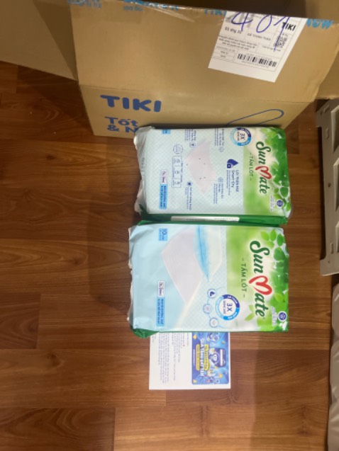 Cảm ơn TikiNow, cảm ơn dịch vụ giao hàng nhanh và tốt của Tiki. Đặt hàng gần 6g tối mà hơn 7g tối đã giao hàng.
Nhà đang cần tấm lót cho mẹ già nằm không biết mua ở đâu, tìm trên Tiki thấy đặt và giao liền trong buổi tối.
Sẽ luôn ủng hộ Tiki !
Cảm ơn đội ngũ Tiki !