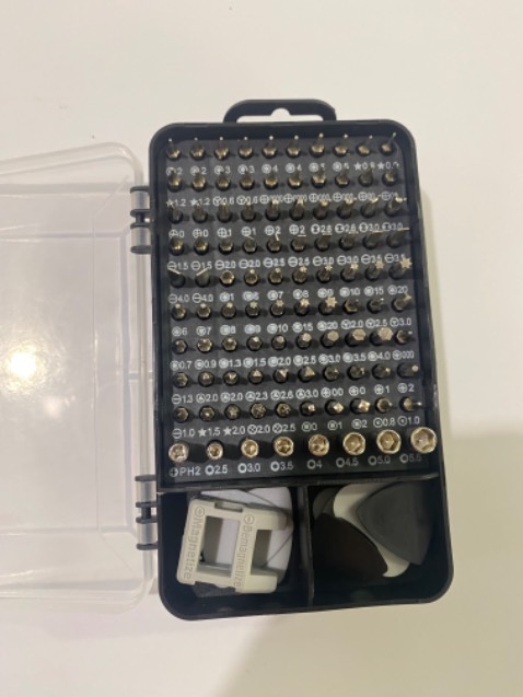 Shop giao hàng nhanh, đúng như mô tả, bộ vít thì dùng ổn nha mọi người!