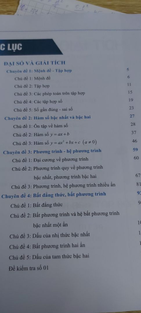 đóng gói không cẩn thận như mọi khi nhưng mà cũng như mọi khi sách vẫn không sao=))Xin nghiêng mình cảm ơn vì tất cả