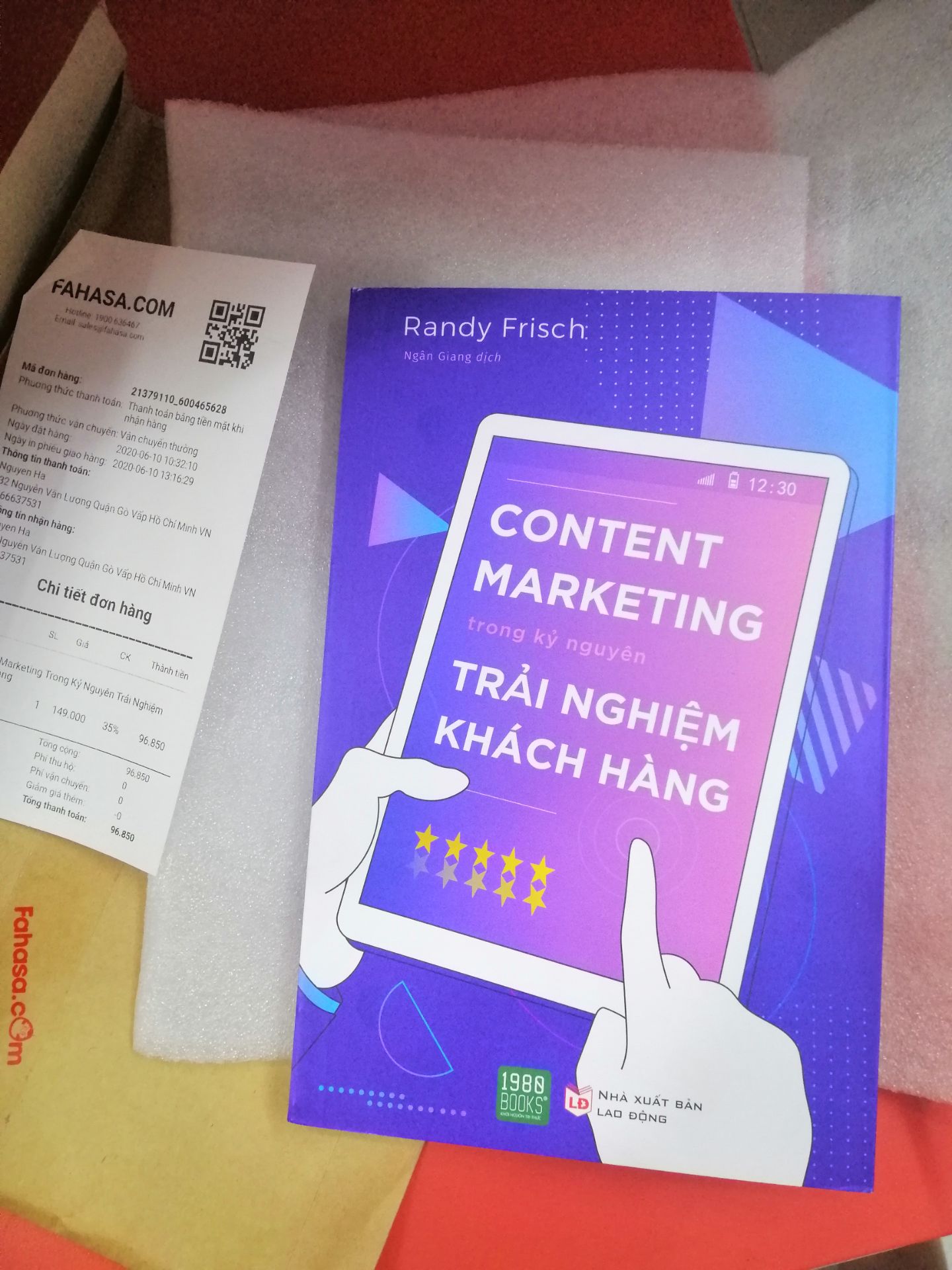 Giao hàng nhanh, sách được nhận còn mới