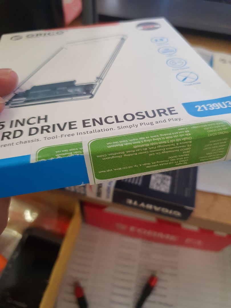 Hàng đã bị xé niêm phong ??? Giao trễ, sản phẩm có vấn đề ???
1 box bị xé niêm phong và dán lại ???  thật khó để suy nghĩ tích cực chất lượng sản phẩm ??? 
tiki có trách nhiệm về vấn đề này k ??? Hàng đã bị xé niêm phong ??? Giao trễ, sản phẩm có vấn đề ???
1 box bị xé niêm phong và dán lại ???  thật khó để suy nghĩ tích cực chất lượng sản phẩm ??? 
tiki có trách nhiệm về vấn đề này k ???