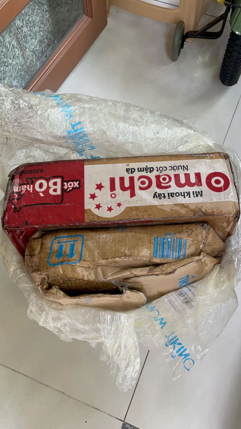 Lỗi ko ở đóng gói lỗi ở vận chuyển!