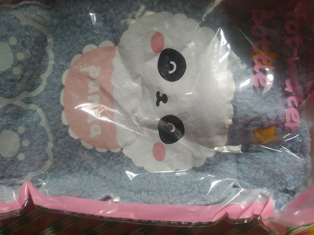 shop giao hàng nhanh chóng đóng gói cx rất cẩn thận, mới đặt mấy hôm đã nhận rùiii, túi chườm cute hình như ảnh luôn ạaa, sẽ ủng hộ shop lâu dài