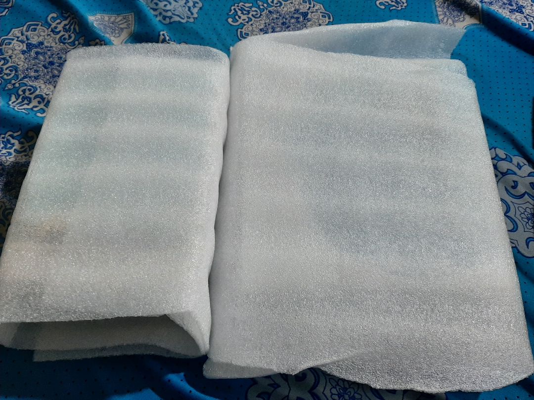 Sách đẹp, bìa cứng, giấy dày, nội dung bắt mắt có màu