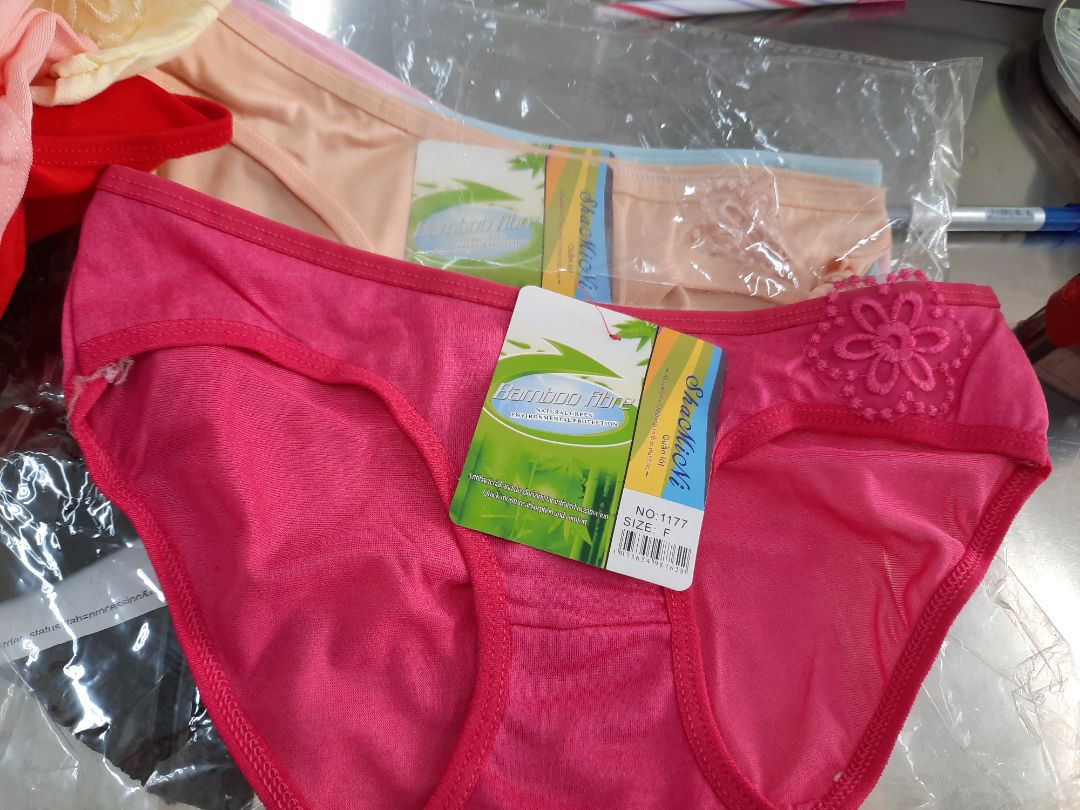 Giao không đúng mẫu, ko đúng size.