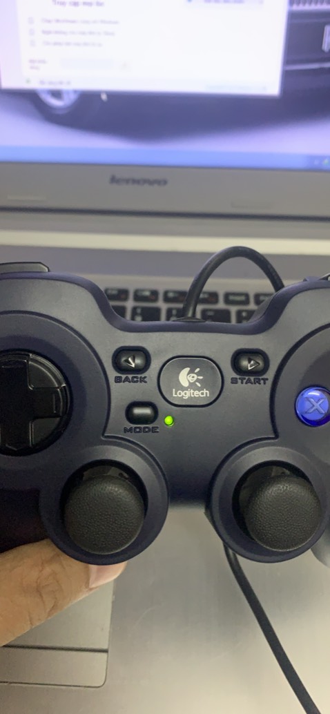 Shop rất nhiệt tình, giao hàng nhanh, tư vấn có tâm, sản phẩm đẹp chất lượng. Tôi ko biết sử dụng nt shop cho bạn bên kỹ thuật trả lời liền. Nếu có 10 sao tui sẽ đánh dấu 10 sao lun! Chúc shop ngày càng phát triển. Có mua gì mình sẽ lun ủng hộ shop vì sẽ ko sợ bị bỏ con giữa chợ! Cảm ơn shop!!!!