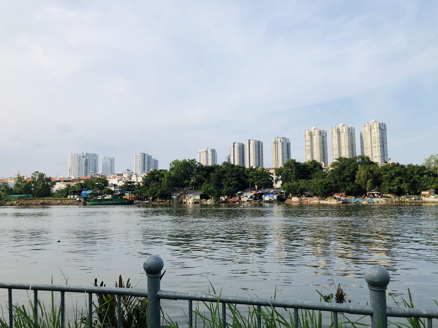 Năm nay không hoa cũng không quà
Chỉ có những Trải Nghiệm để kỉ niệm cùng nhau 🥰