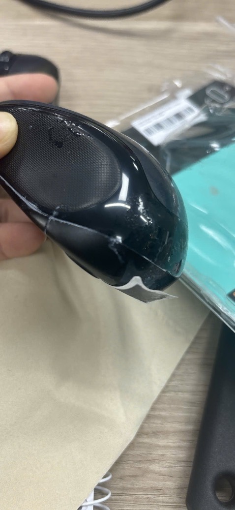 Hàng rất kém chất lượng. Đề nghị shop xem lại