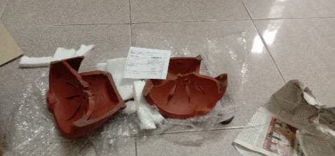 Tiki giao hàng nhanh, bếp đúng mẫu. Nhưng khi nhận hàng bếp bị vỡ. Đề nghị chuyển sản phẩm khác