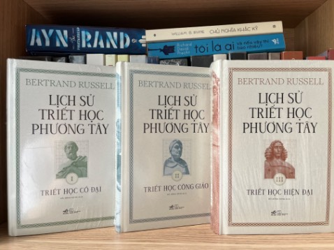 Mình mới đặt lúc sáng mà chiều đã có sách. Quá tuyệt với