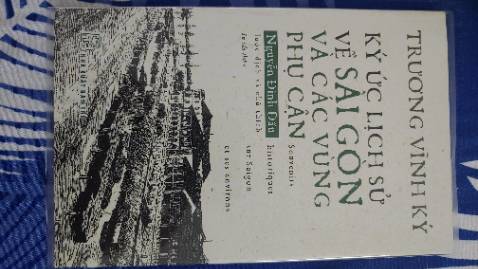 Sách rất có giá trị dù hơi ngắn. Bản này là song ngữ tiếng Pháp với nhiều địa danh được mô tả từ xa xưa nên sẽ hơi khó đọc.