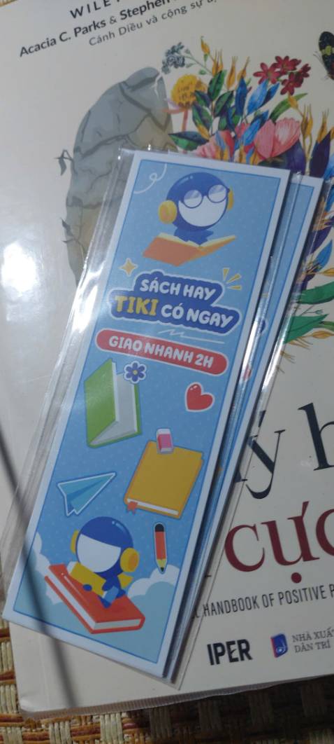 Sách mới, giao hàng nhanh. Nội dung chưa đọc nên chưa biết. Sẽ tiếp tục ủng hộ cho shop