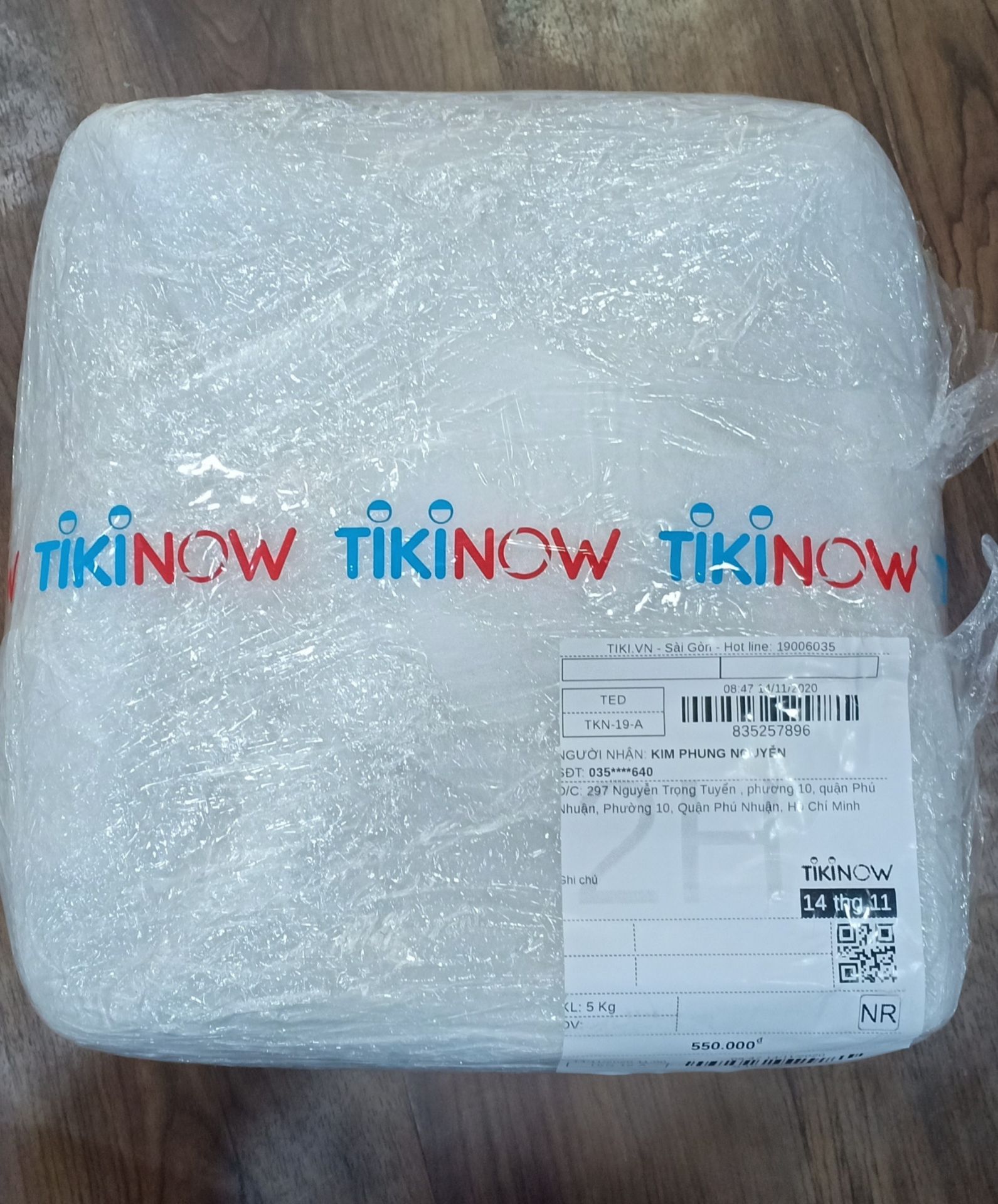 Ck mình thì than mệt vì phải khoan tường, còn mình thì thấy rất ưng. Góc phòng đẹp hơn hẳn.
Nói chung là mua nhiều kệ để đồ của bên Sib rồi, lần nào cũng ưng ý. Ck mình thì than mệt vì phải khoan tường, còn mình thì thấy rất ưng. Góc phòng đẹp hơn hẳn.
Nói chung là mua nhiều kệ để đồ của bên Sib rồi, lần nào cũng ưng ý.