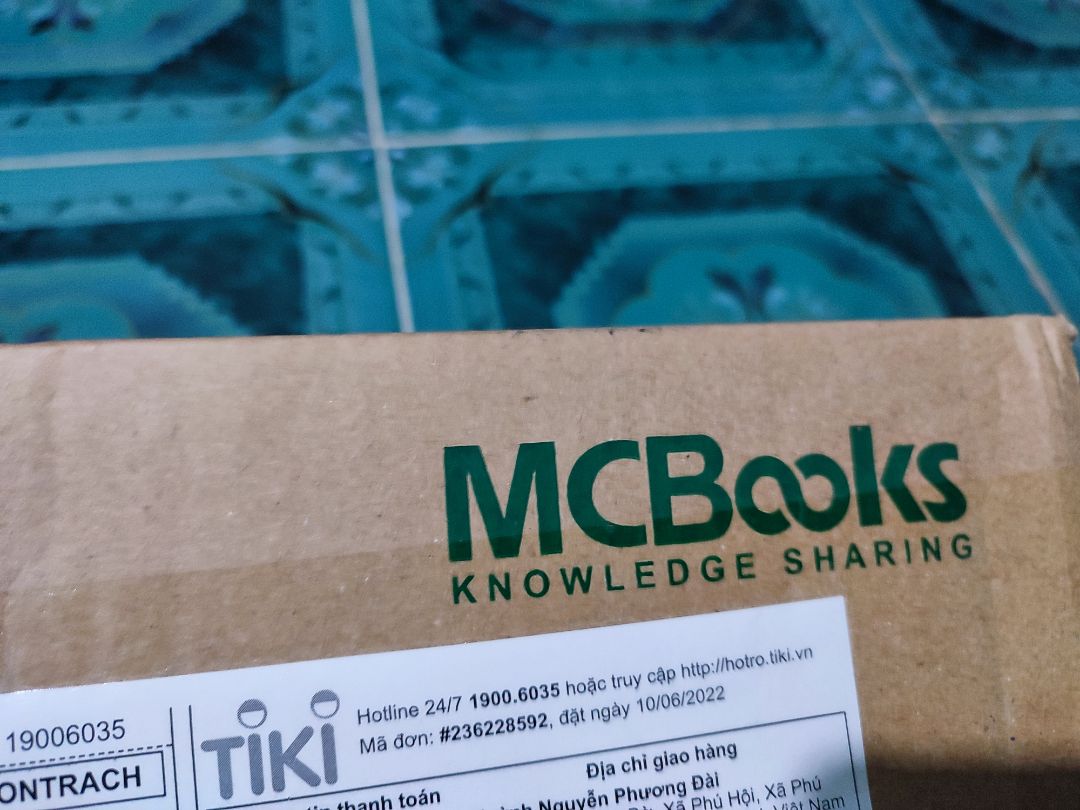 sách đẹp, đóng gói ok và giao nhanh rất nhanh , tks a lot !!