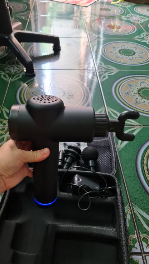 Máy mua lâu rùi, giờ mới review.Máy xịn sò, hoạt động rất tốt, pin trâu cực kỳ. Mình hay đau cổ vai gáy nên mua đc cái máy này ưng ý hết sức. Shop bán giá rất cạnh tranh.
Hy vọng máy sẽ bền.
Nên mua nhé