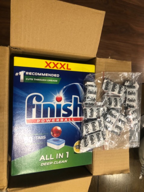 Sản phẩm được bọc gói cẩn thận, bao bì mẫu mã đúng như hình quảng cáo, shop còn tặng kèm 10 viên khuyến mại bên ngoài dùng thử! Mình đã rửa máy rửa bát hôm nay, khá sạch và thích! Giao hàng đúng hạn, mọi thứ đều ổn! Mình rất hài lòng! Cảm ơn shop nhiều! Sẽ tiếp tục ủng hộ các bạn!