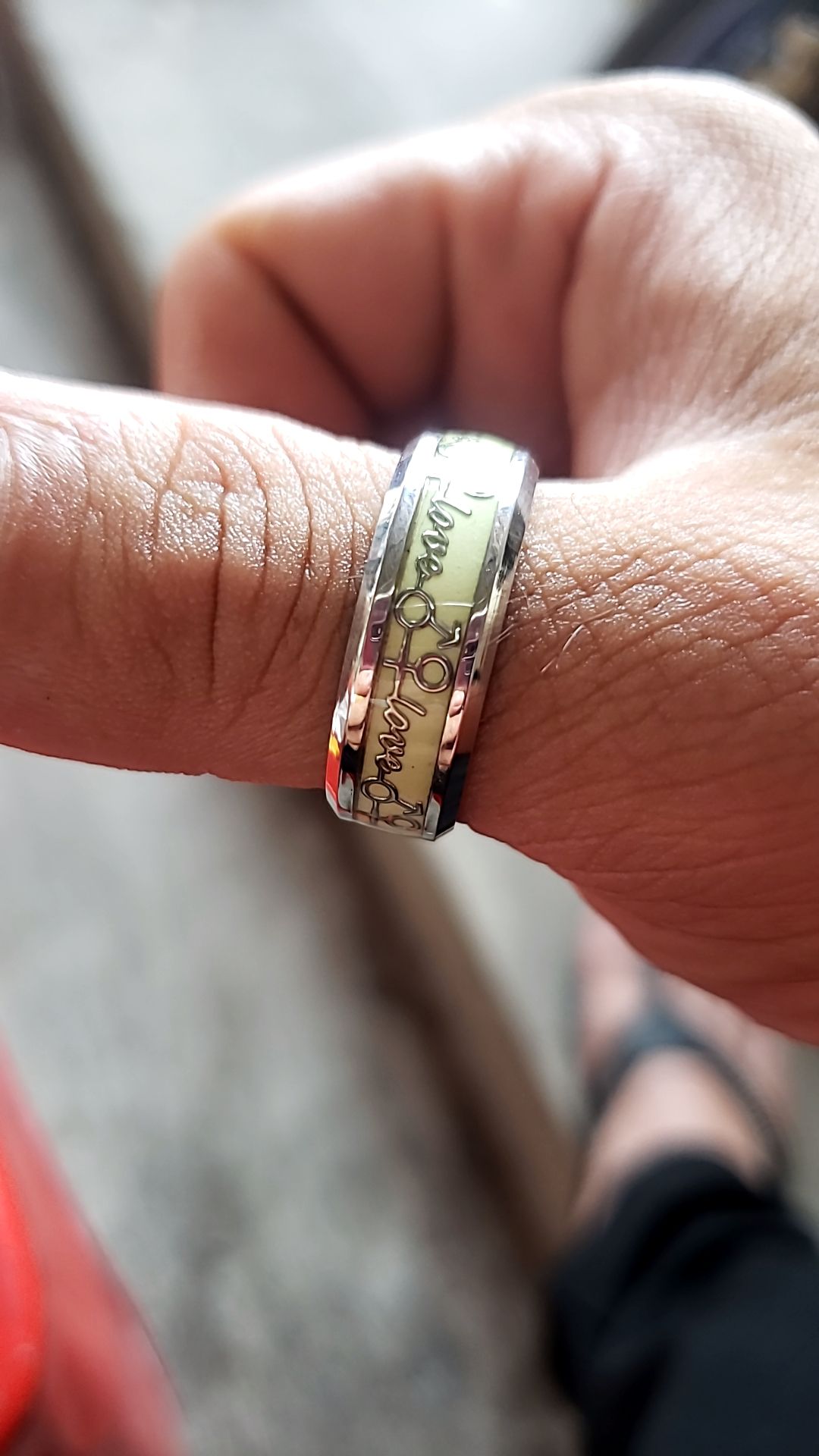 hơi lớn 1 xí.nhưng sản phẩm ok