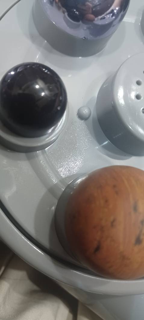 Mua hàng mới mà đưa máy đã qua sử dụng