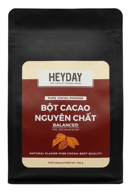 Bao bì đẹp và chắc chắn. Cacao có mùi thơm, tuy nhiên theo cảm nhận của mình, vị cacao hơi nhạt. Btw, sp cg rất đáng mua