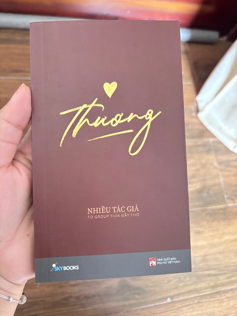 Bị trầy đường sọc, bị dơ rất nhiều. Vậy cũng bán được cho người khác