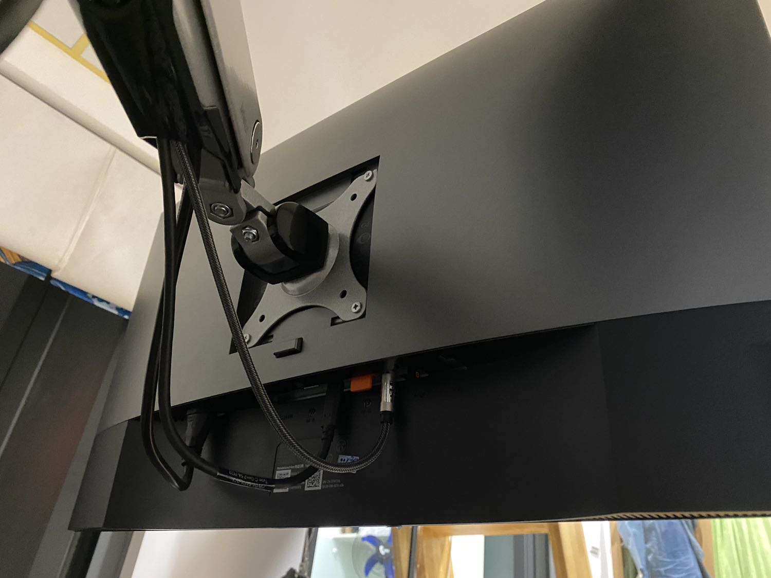 Cáp có thiết kế tốt, chắc chắn, chất lượng ở mức khá. Nói chung hài lòng mức giá này.