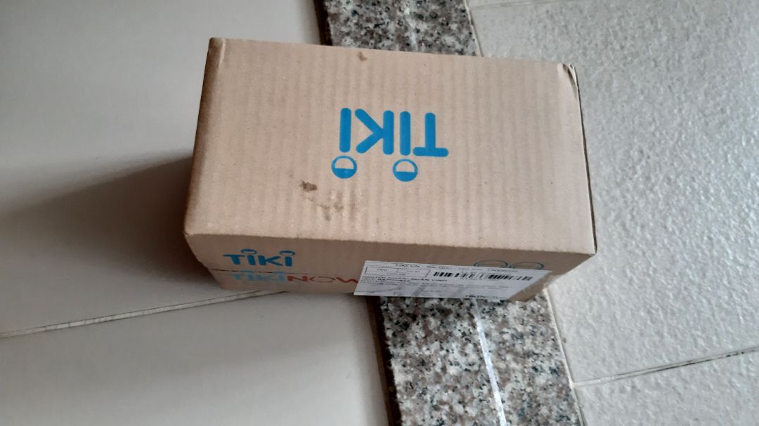 lò xo hơi cứng nếu dùng 2 lò xo thì cốp bật lên rất mạnh mặc dù đã để độ căng nhỏ nhất. nhà sản xuất nên xem xét lại cho lò xo mềm, nhẹ chút sẽ tốt hơn.