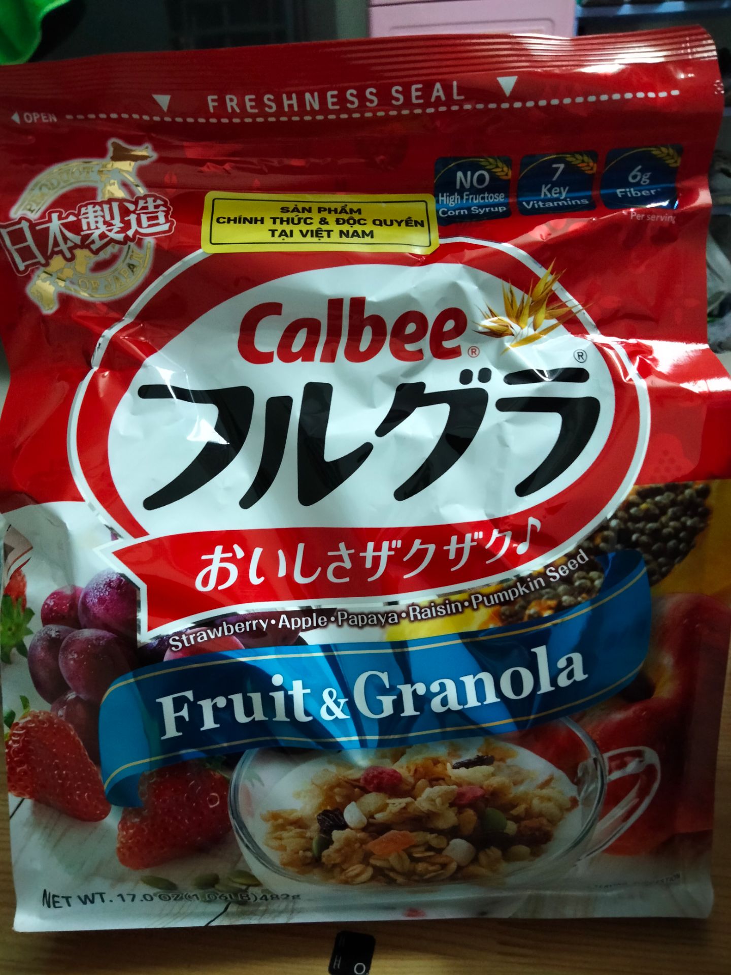 Ngũ giòn có trái cây nữa, ăn vs sữa chua k đuong vs mạt ong ngon lắm.