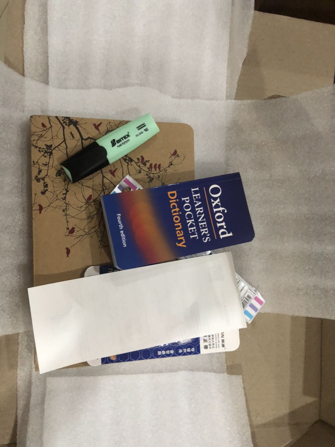 Sp tốt, chữ in rõ, đóng gói đẹp, chắc chắn
Giao hàng siêu nhanh mới đặt hôm qua hôm nay nhận rồi ạ
Cảm ơn fahasa với tiki nhiều ạ