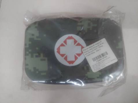 Hộp nhỏ gọn, thuận tiện mang theo. Vỏ hộp cứng cáp.