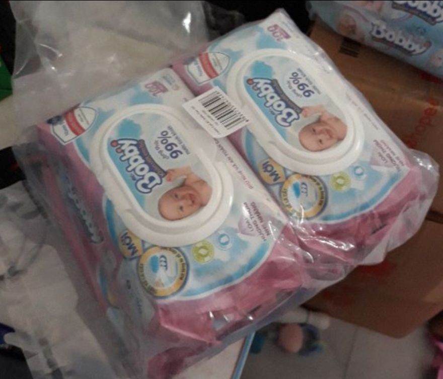 Ui đơn hàng 8.8 mà gần 3 tháng sau mới đc nhận. May mà hàng vẫn nguyên vẹn đẹp đẽ. Thank shop