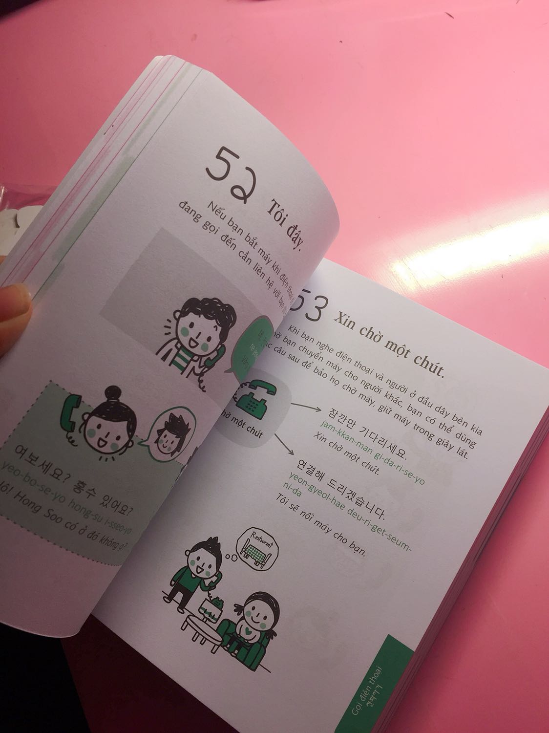 Giao hàng nhanh. Sách đẹp. Gói hàng rất cẩn thận. Mình rất hài lòng. Kèm quà tặng rất dễ thương ☺️thái độ của shipper hơi khó chịu. 158k nhưng lại thu 160k. Một chút tiền vậy không quan trọng nhưng thái độ thì không hài lòng chút nào
