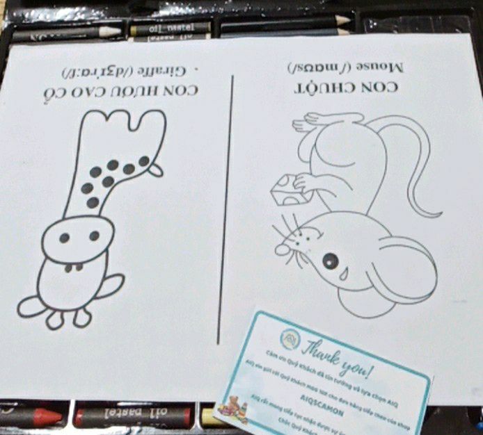 giao hàng nhanh, đóng gói đẹp. màu bên trong khá là đẹp, k bị vón cục, rất thích luôn. 5 sao nhé