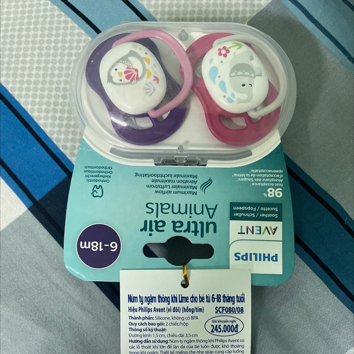 Sử dụng được trong lò vi sóng khử trùng
Màu không đẹp như bản 0 - 6m của philips nhưng kệ
Hộp tiki bị nát dù ghi hàng dễ vỡ
Nhưng hộp trong vẫn oki không bị hư móp