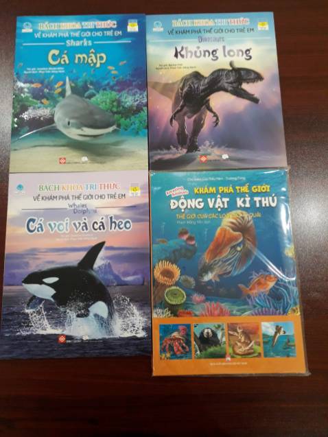 Giao hàng nhanh, chất lượng giấy và hình ảnh tốt, hình ảnh đẹp tạo hứng thú cho trẻ