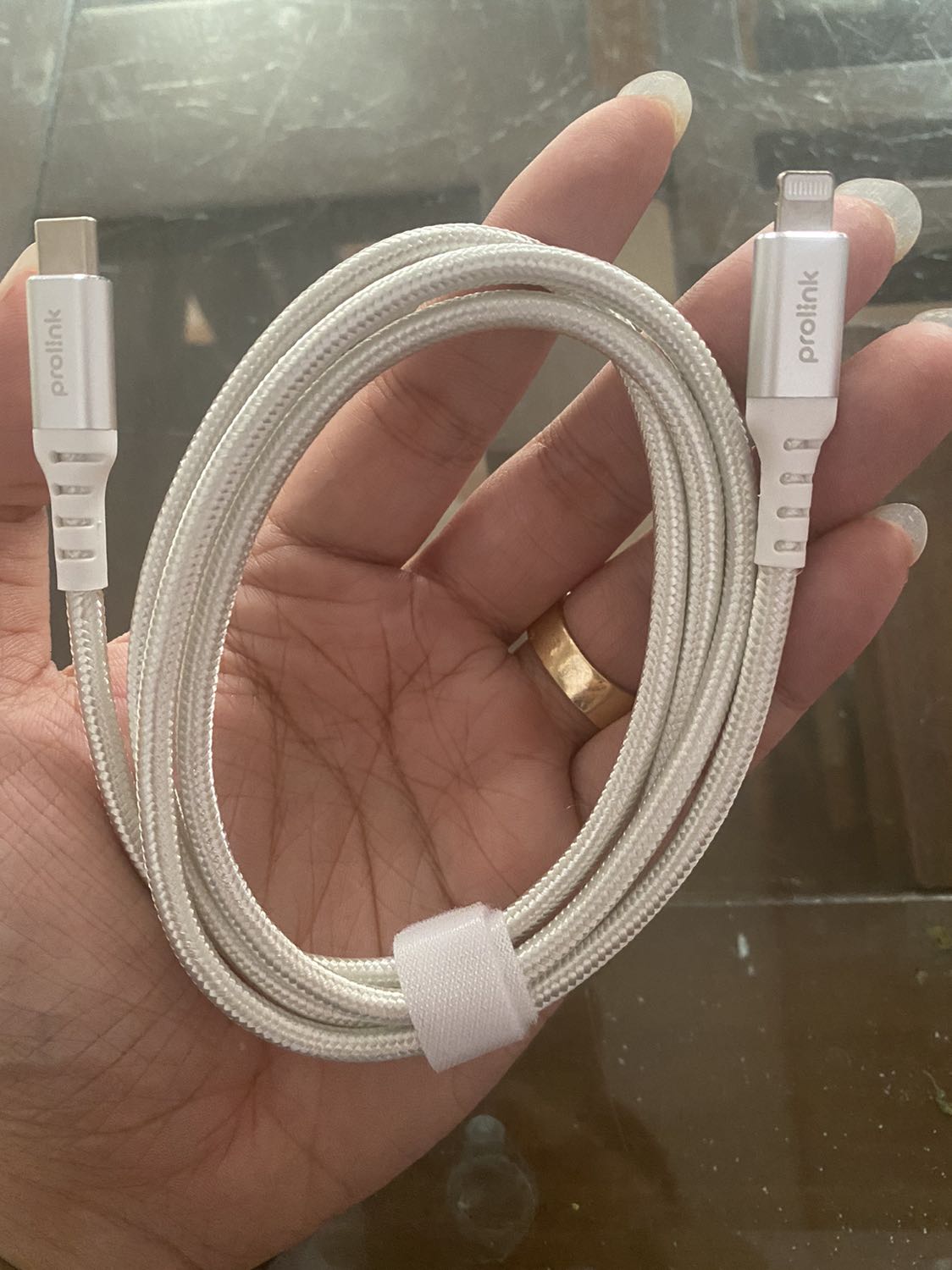 Giao hàng hơi lâu
Đóng gói khá kỹ
Để dùng xem chất lượng ntn