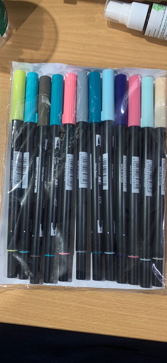 Bút mới, chất lượng tốt :)