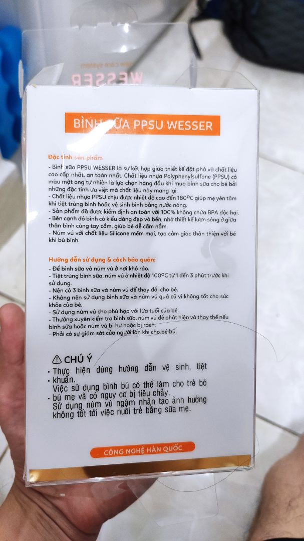 Bình đẹp chấn chắn, núm ti mềm, giao hàng cũng nhanh nữa, rất đáng mua.