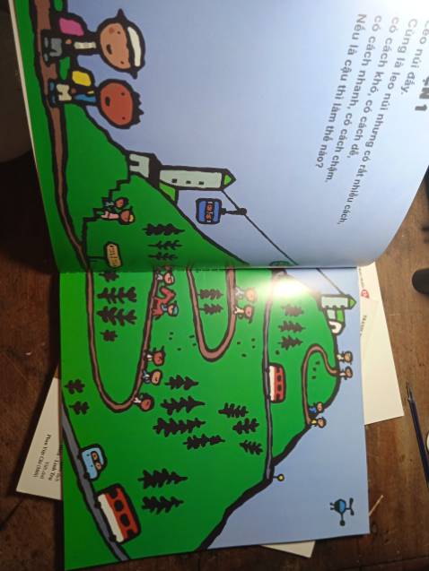 Sách đẹp nên muaaa nhaa shop giao hàng nhanhh