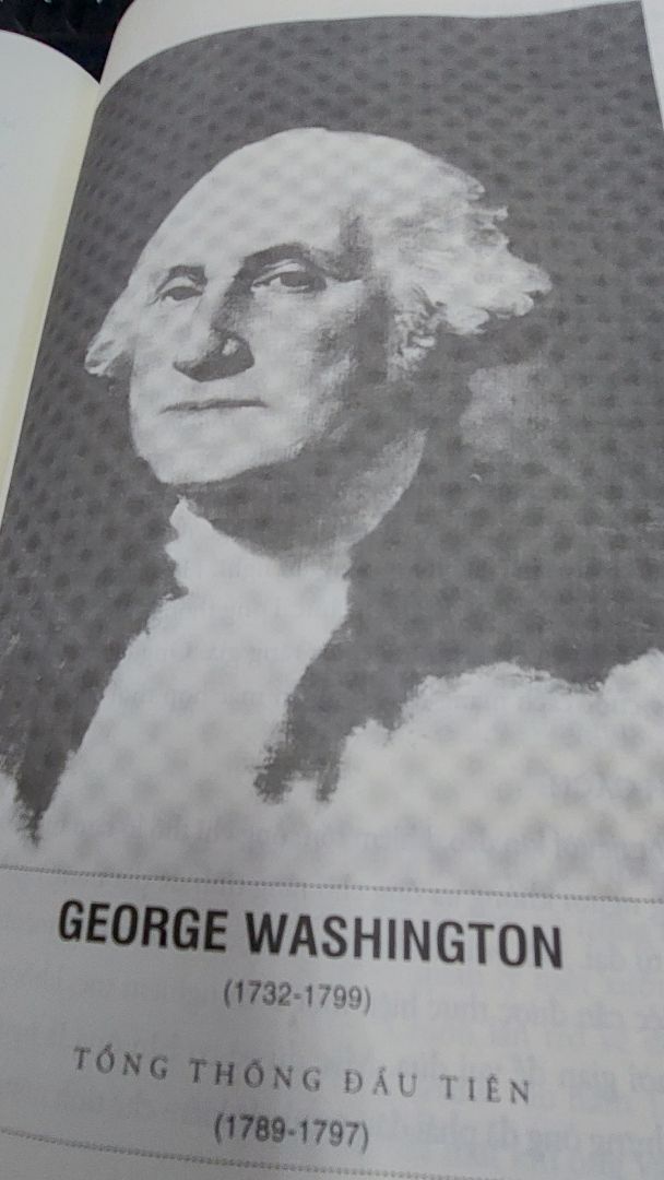 Được cập nhật liên tục, đây là một tác phẩm lịch sử_ tiểu sử kỳ công cho thấy phần nào bức tranh chính trị đầy màu sắc của Hoa Kỳ.