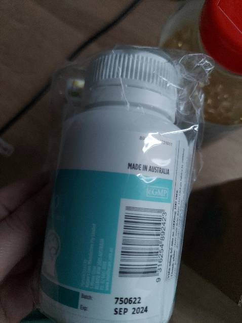 Giao hàng nhanh date 2024 có tem xác thực.