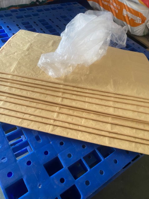 Mua 11 sản phẩm giao có 10 shoop làm ăn mất uy tín quá